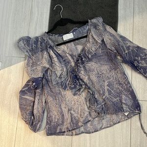 HM Conscious exclusion blue floral top